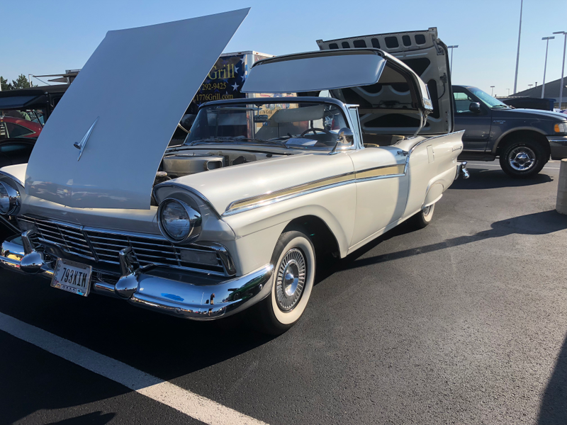 Illustration for article titled Small cruise night photo dump